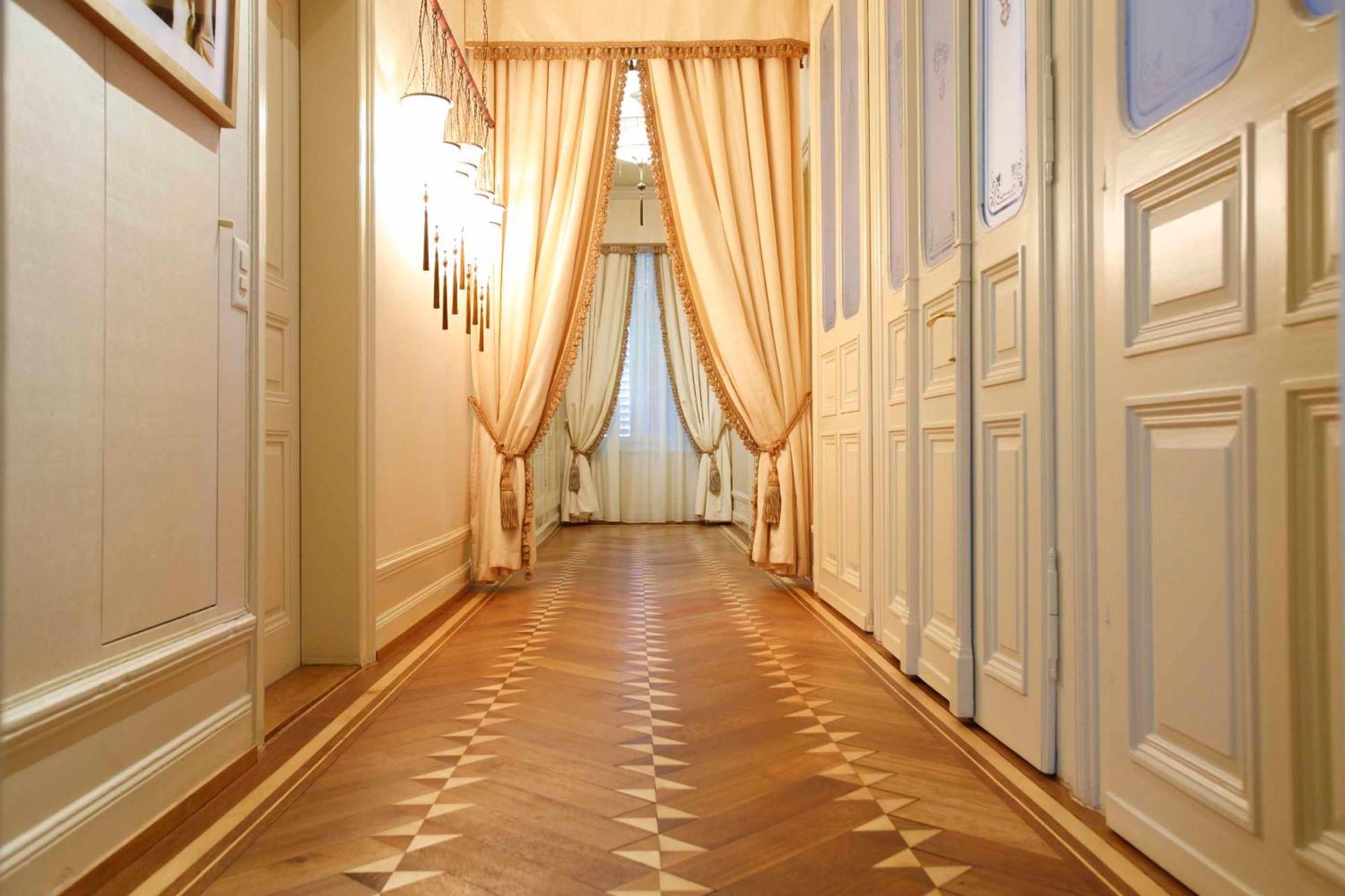 Private Luxury In Zürich