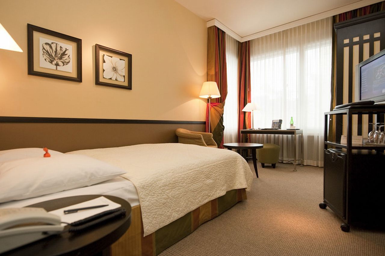 Hotel Opera 4*