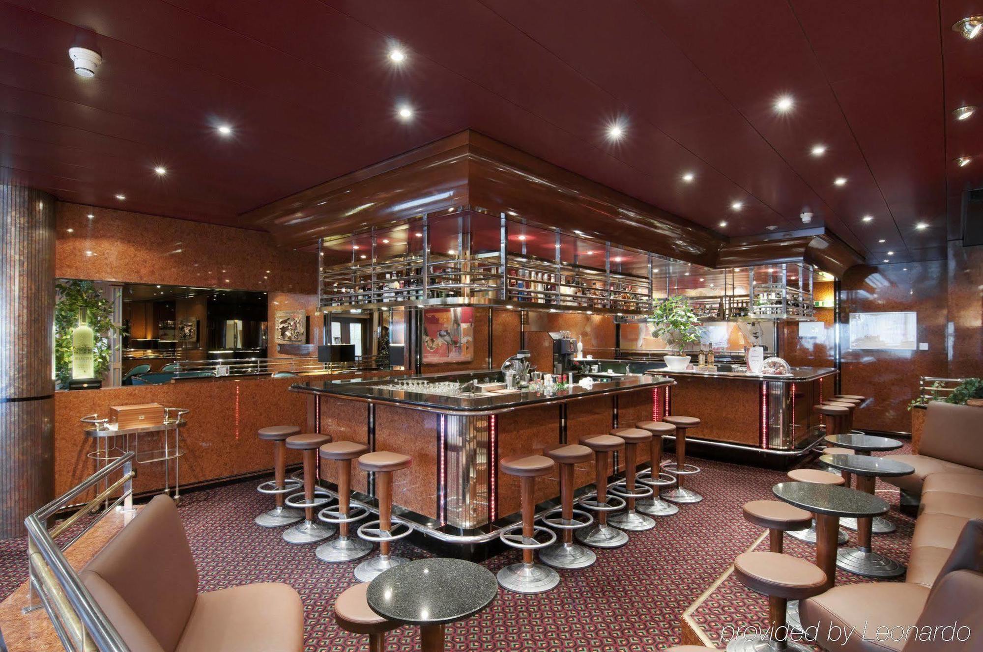 Crowne Plaza By Ihg