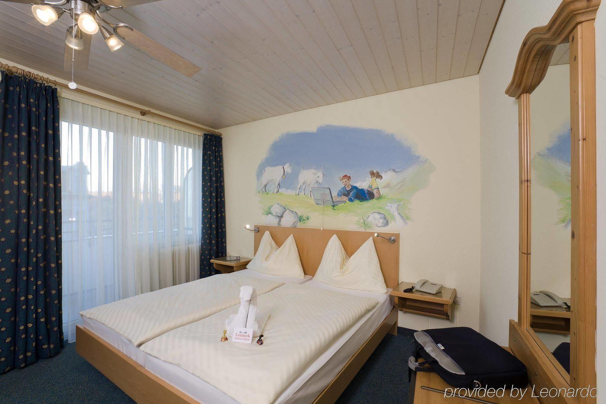 Fred Leonhardstrasse - Mobile Check-in 3*