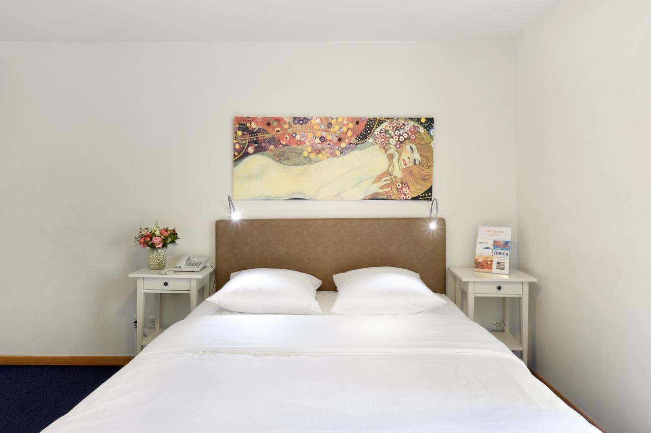 Hirschen Hotel 3*