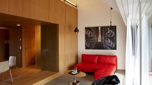B2 4* Zurich