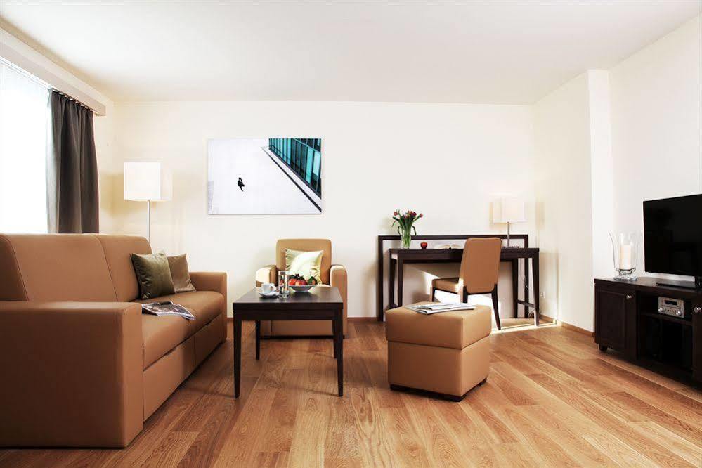 - Kieselgasse 3* Zürich