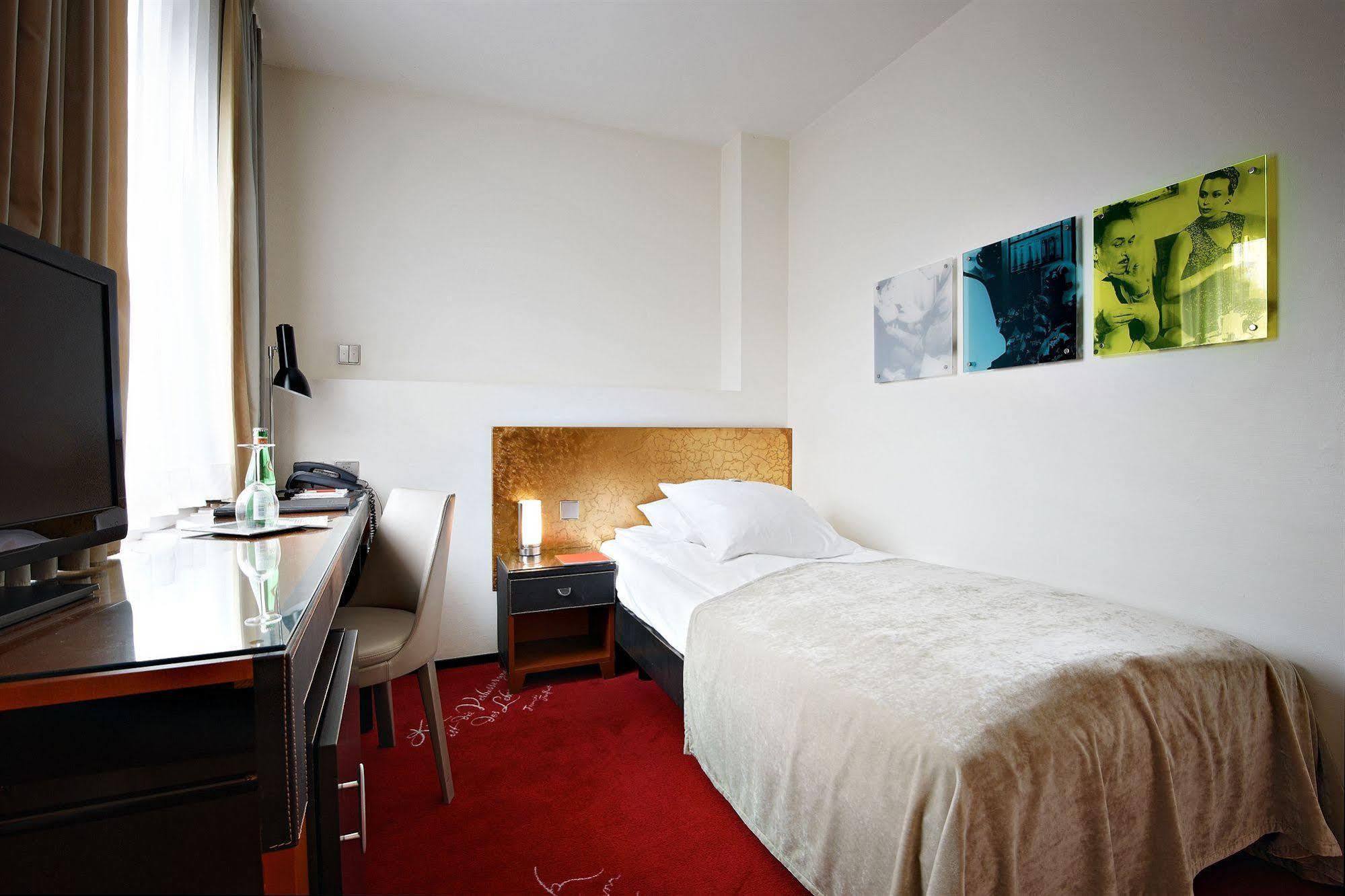 Hotel Swiss Chocolate By Fassbind 3*