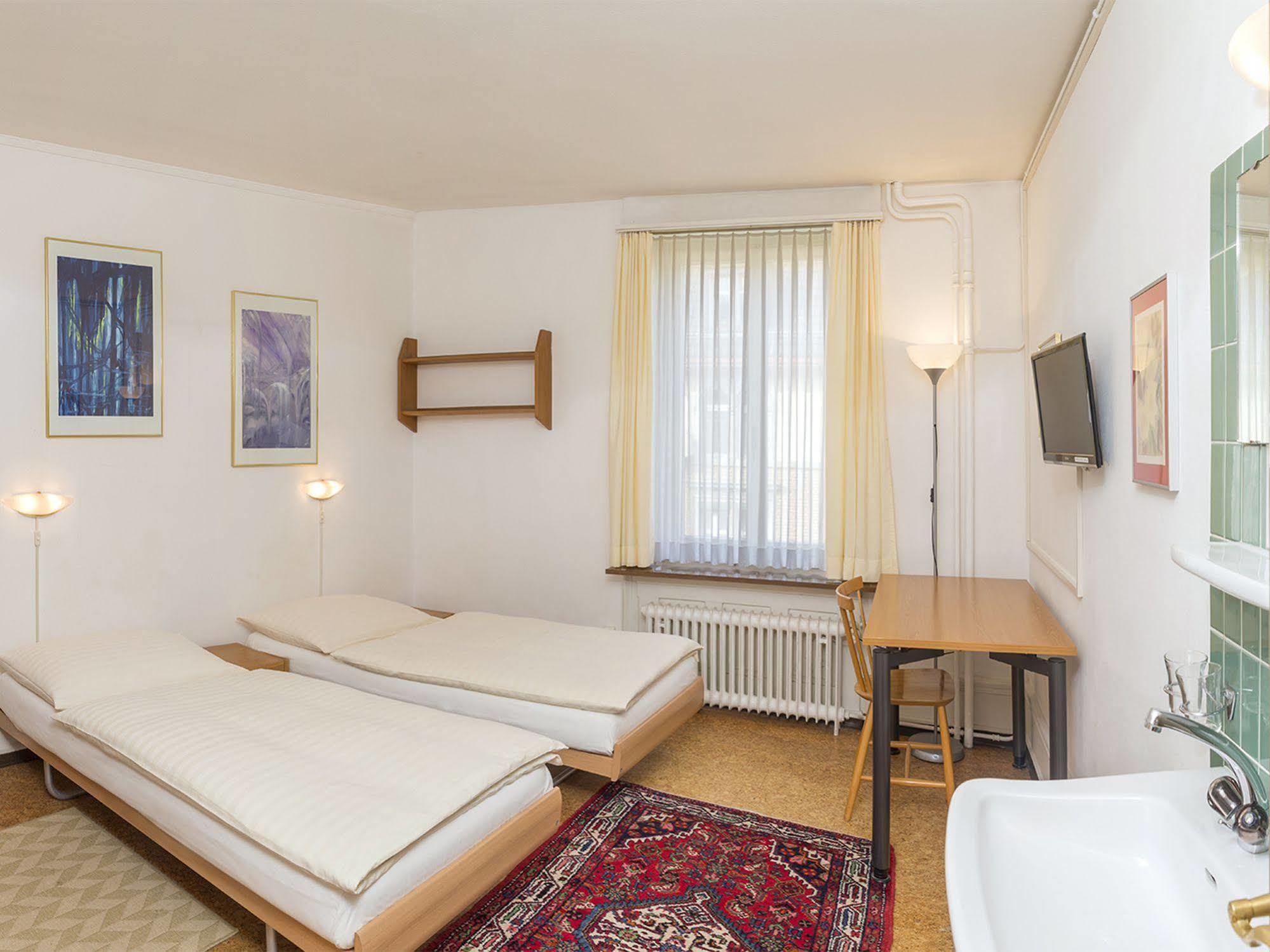 Saint Georges Hotel 2*
