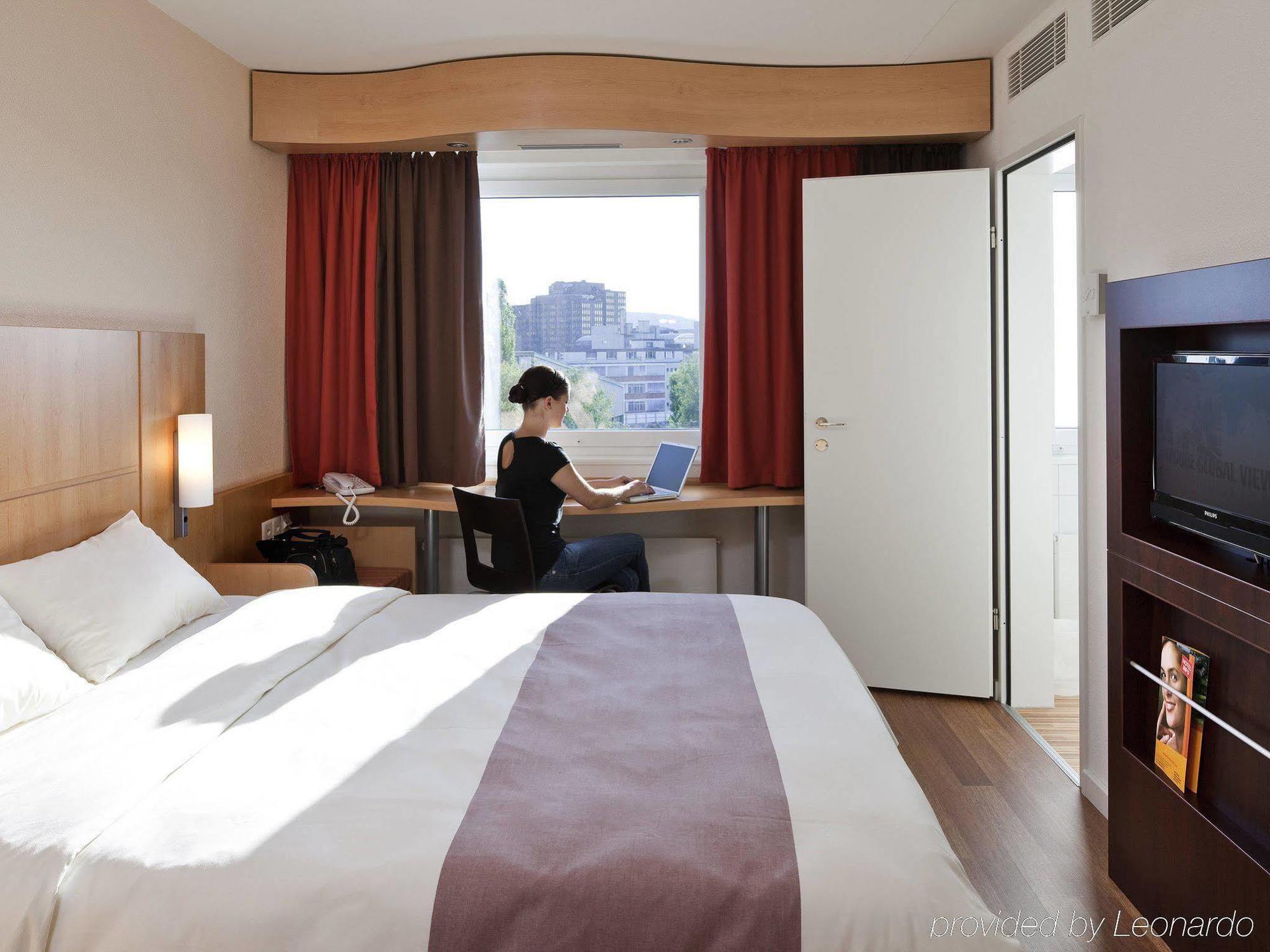 Ibis Messe Airport 3*