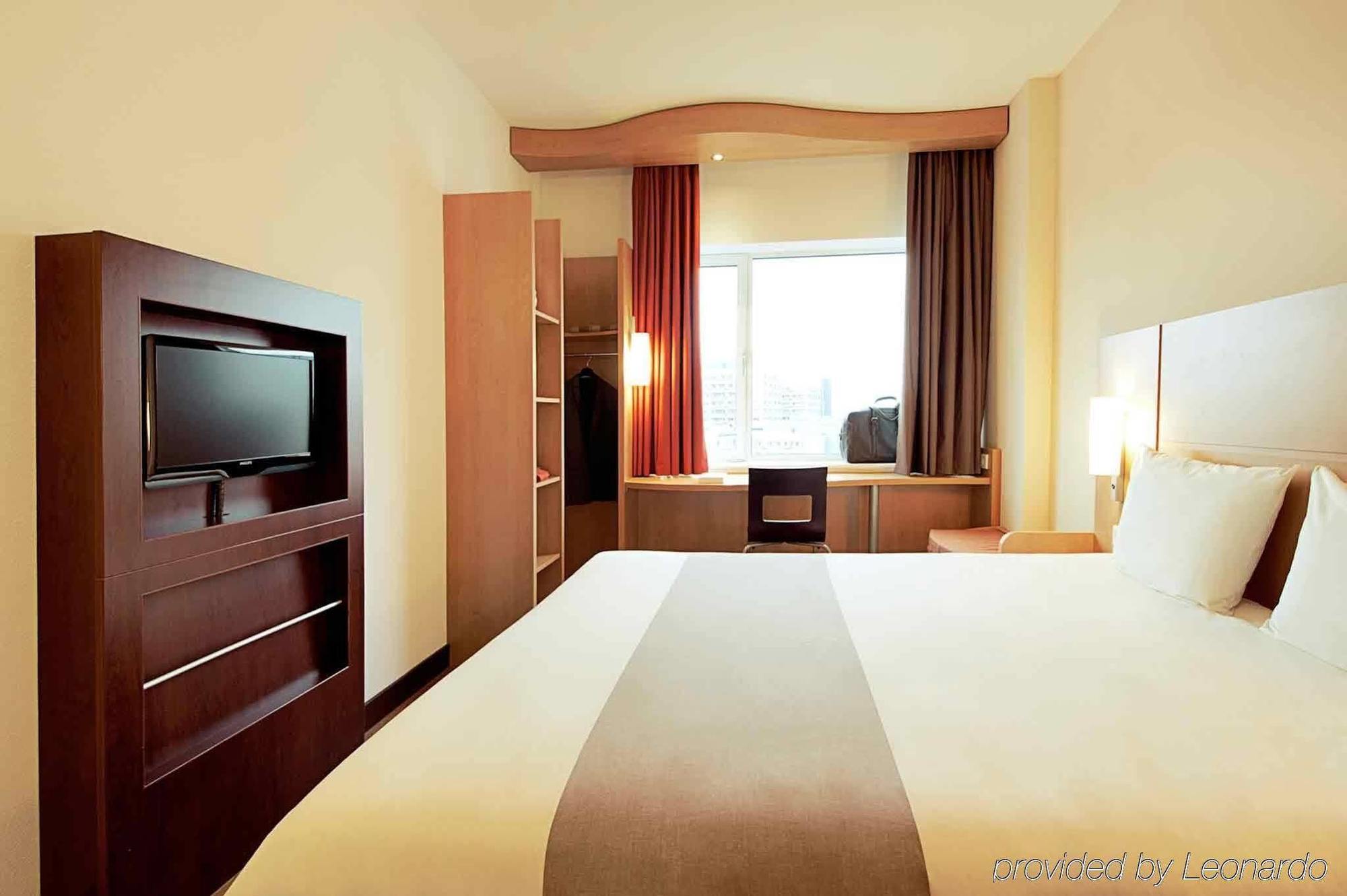 Ibis Messe Airport Hotel 3*