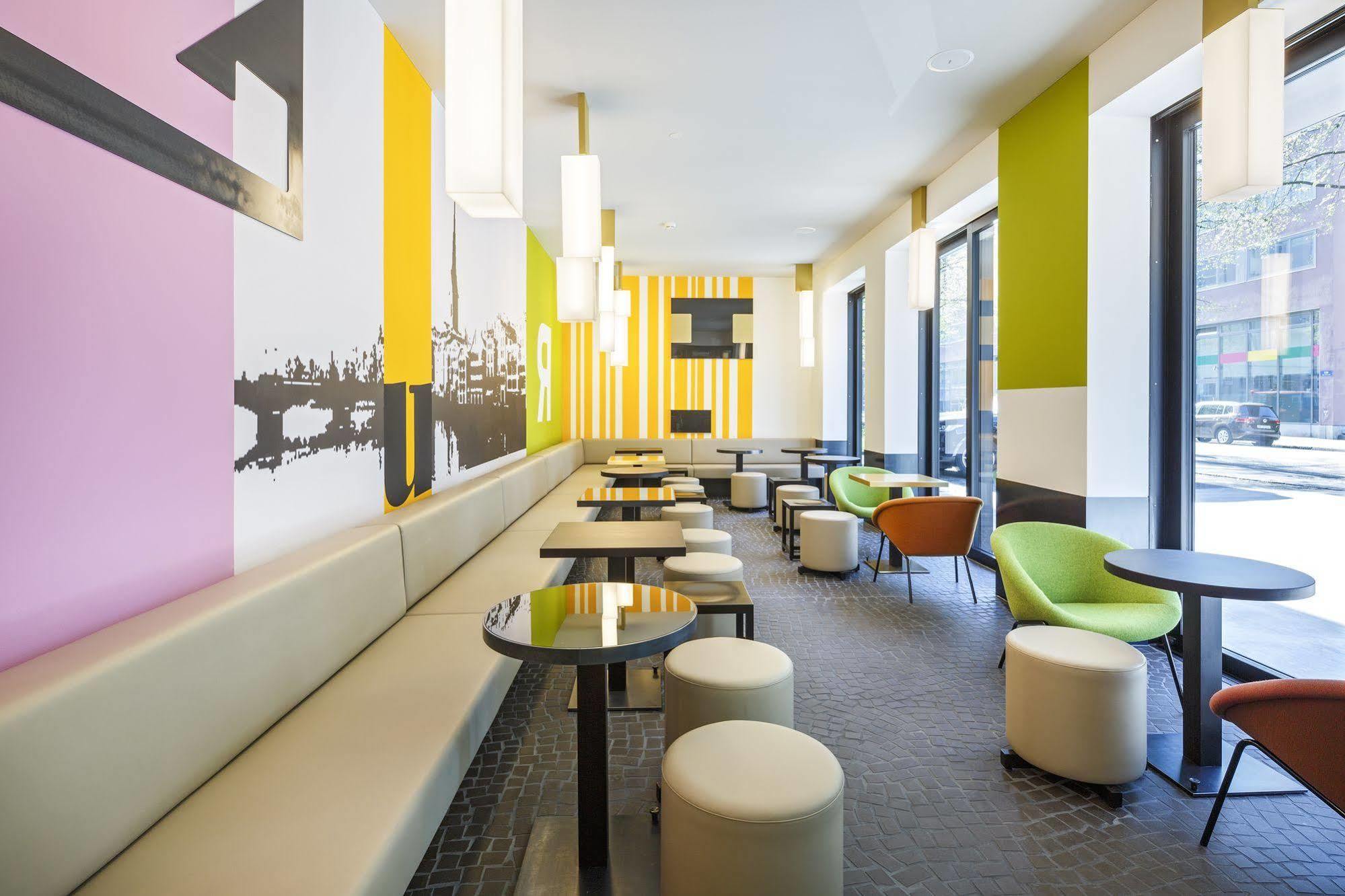 Hotel Zueri By Fassbind 4*
