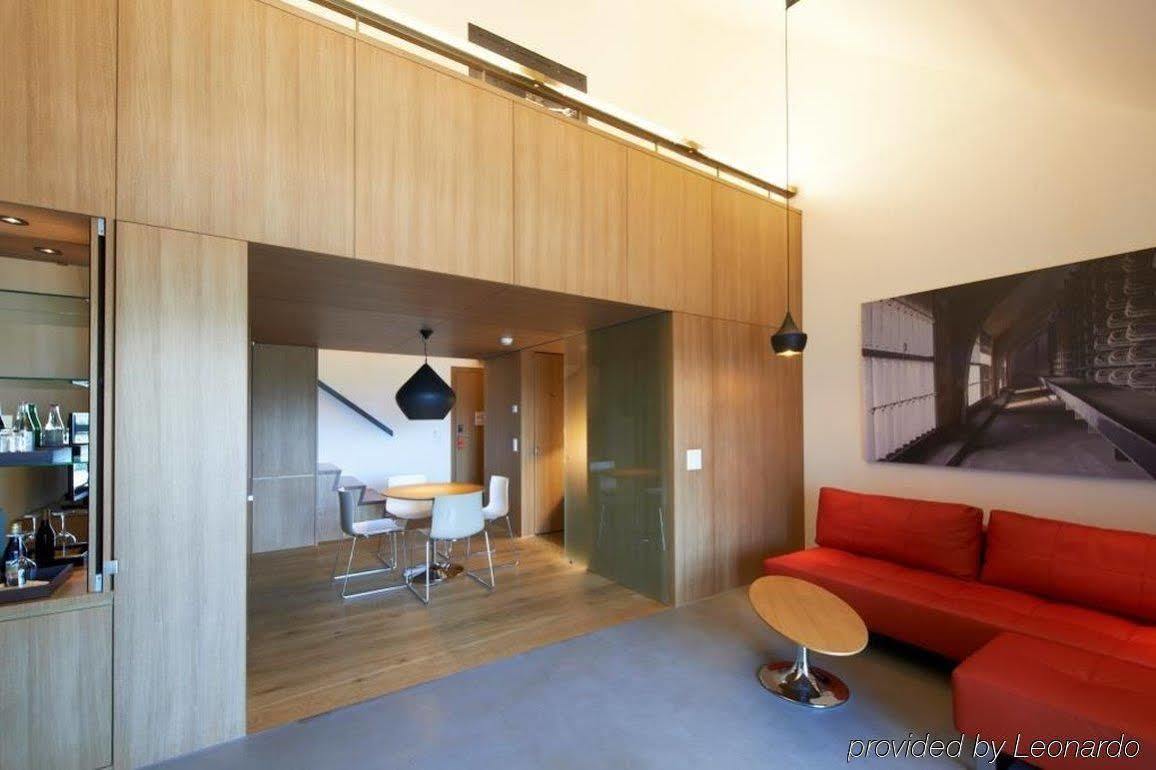 B2 4* Zurich