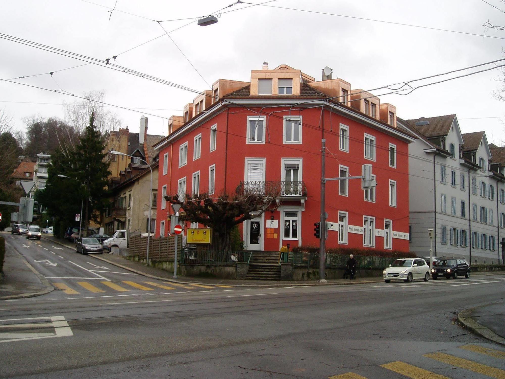 Swiss Star California - Self Check-in