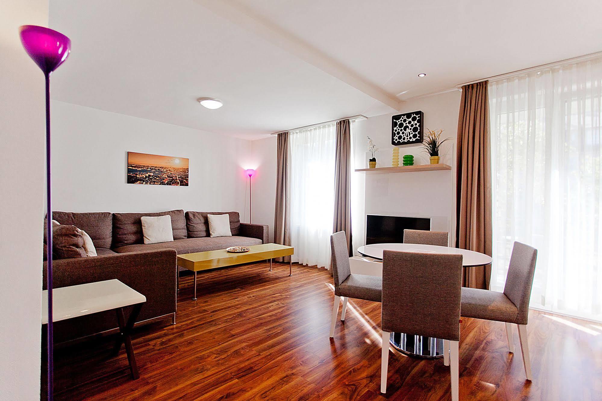 Premium By Livingdowntown Apartamento Zurique