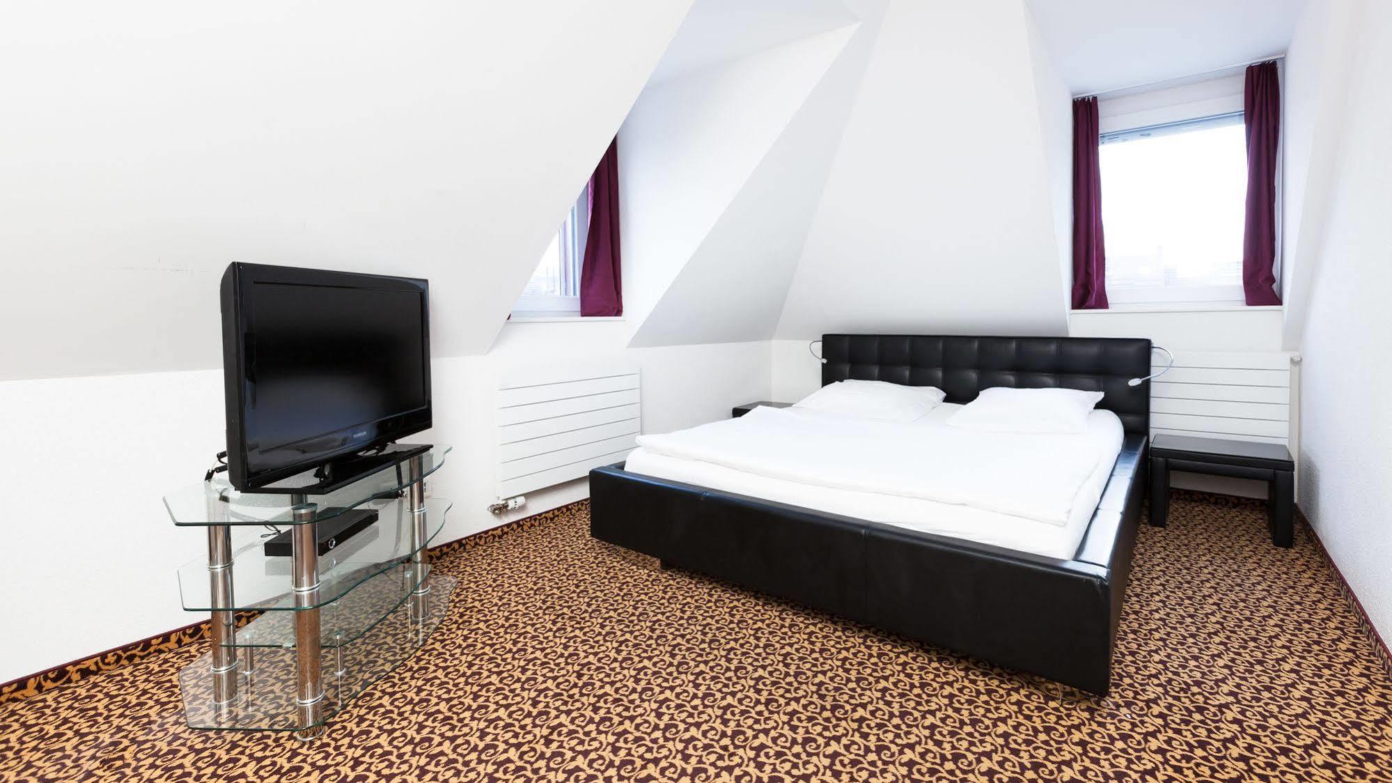 Apartment Swiss Star Center - Contactless Self Check-in *