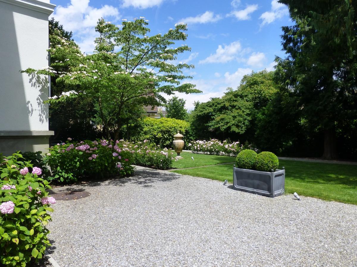 Entire Villa, Your Private Luxury Escape With In House Staff Pousada Zurique