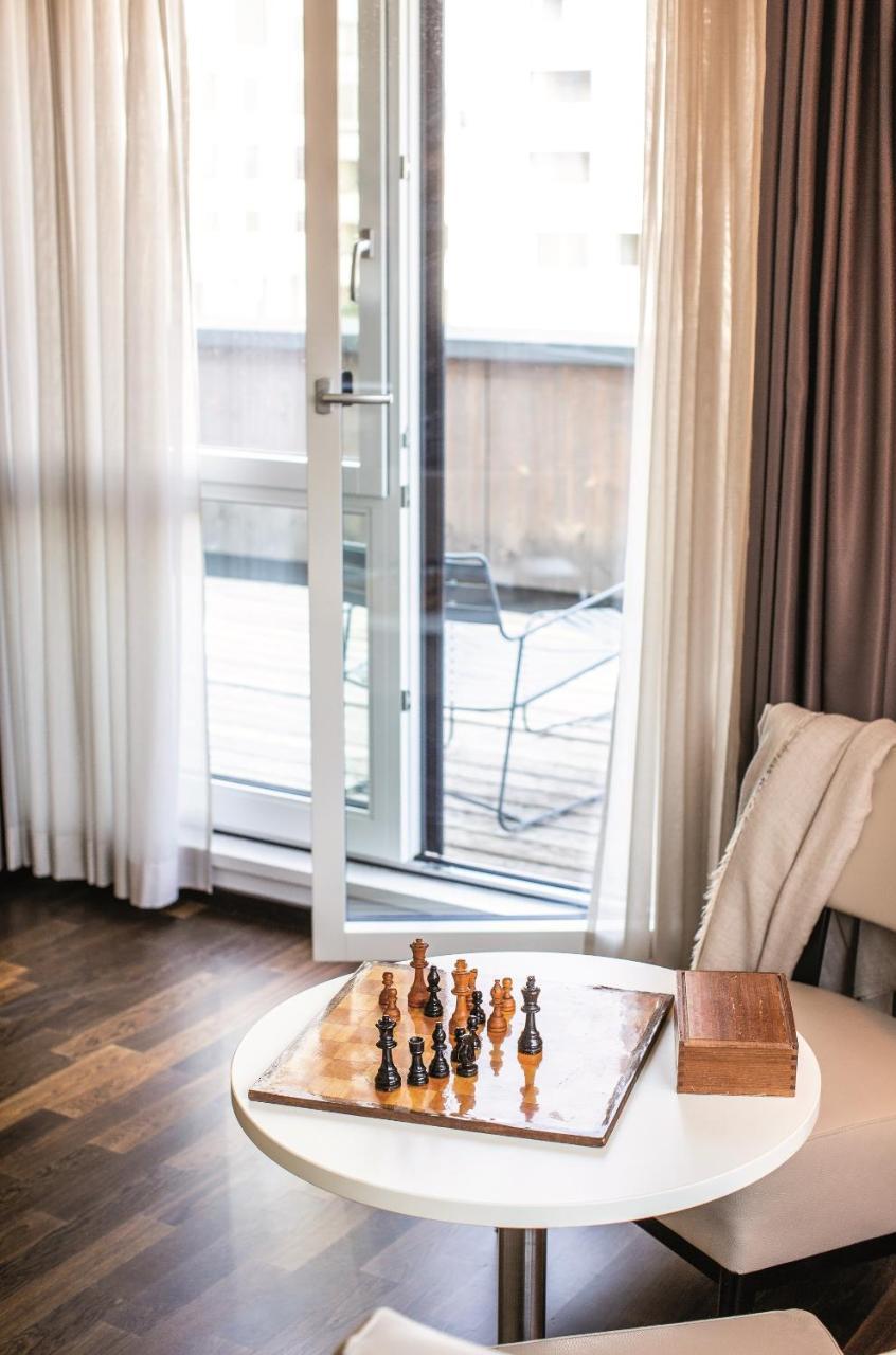 The Flag Hotel 2*