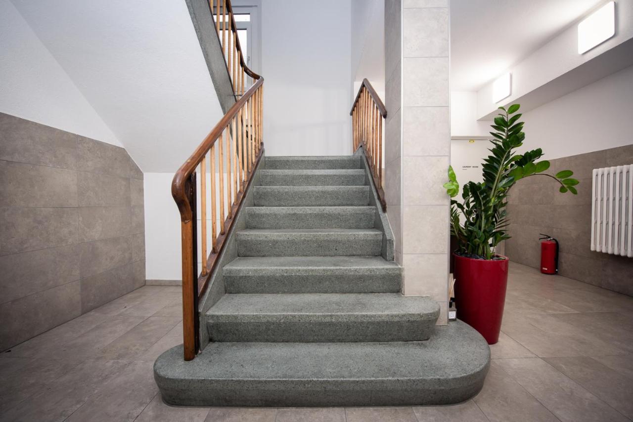 Furnished Homes * Zurich