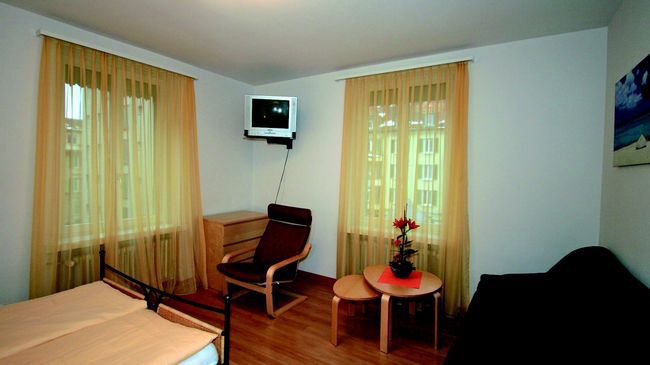 Swiss Star Sihlfeld - Self Check-in Apartment