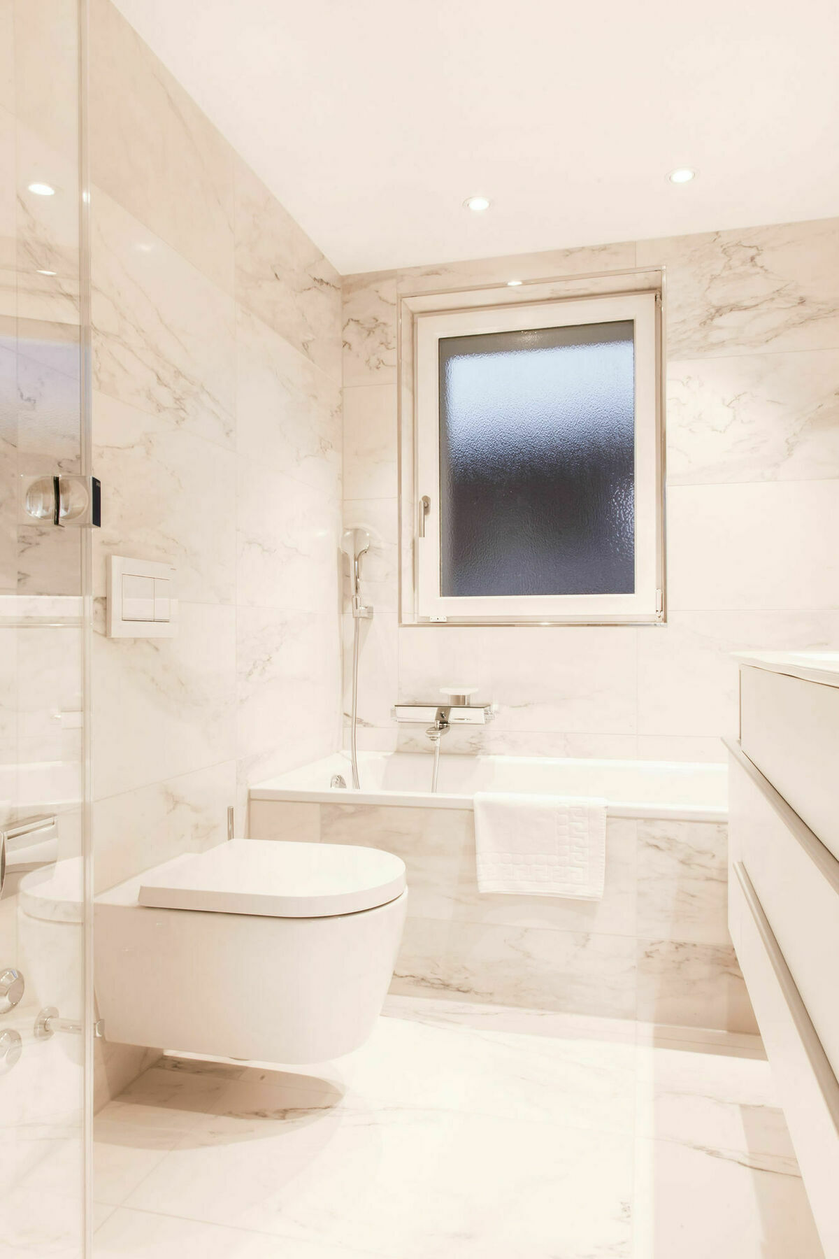 - Lindenstrasse Aparthotel 3*