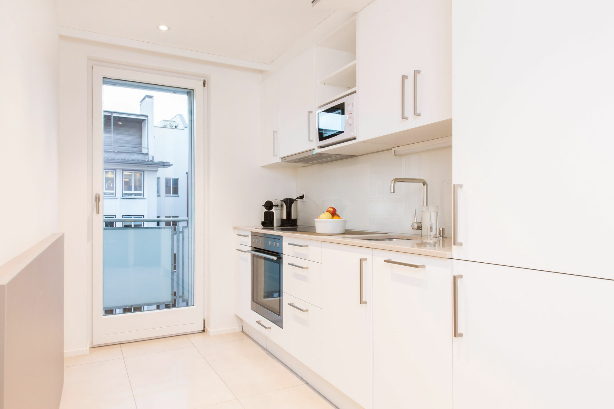 - Lindenstrasse