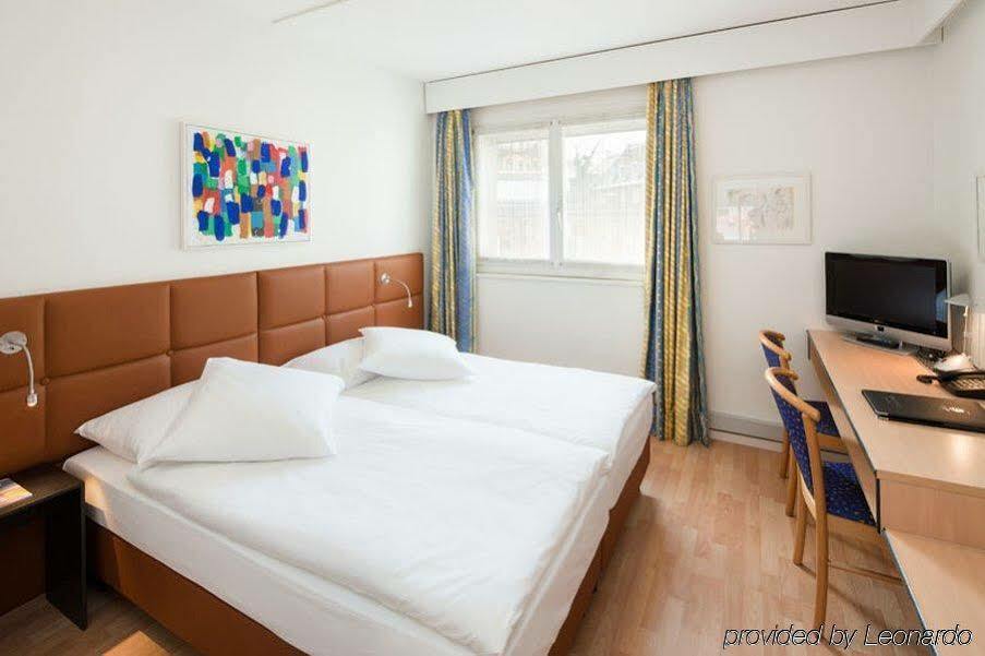 Royal Hotel 3*