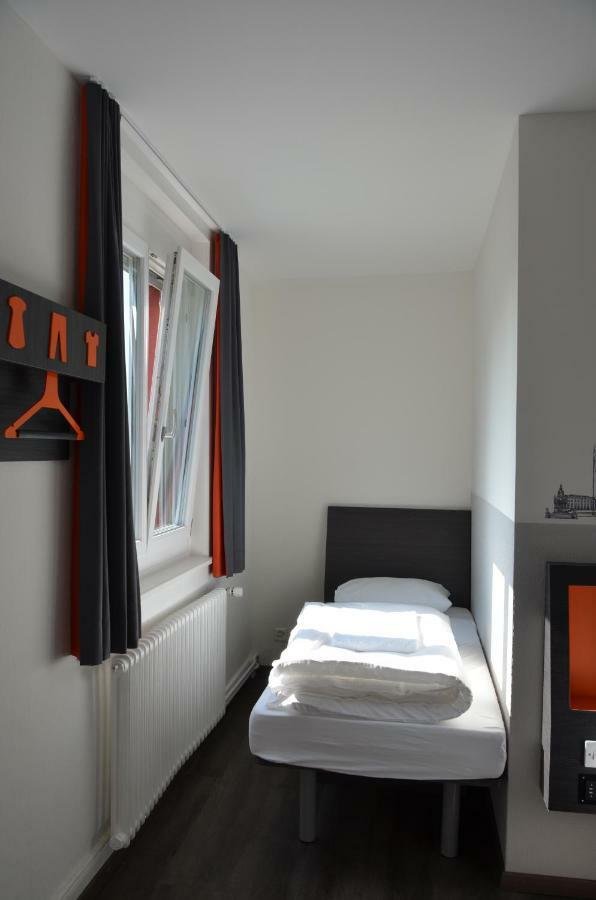 Easyhotel West Zurich