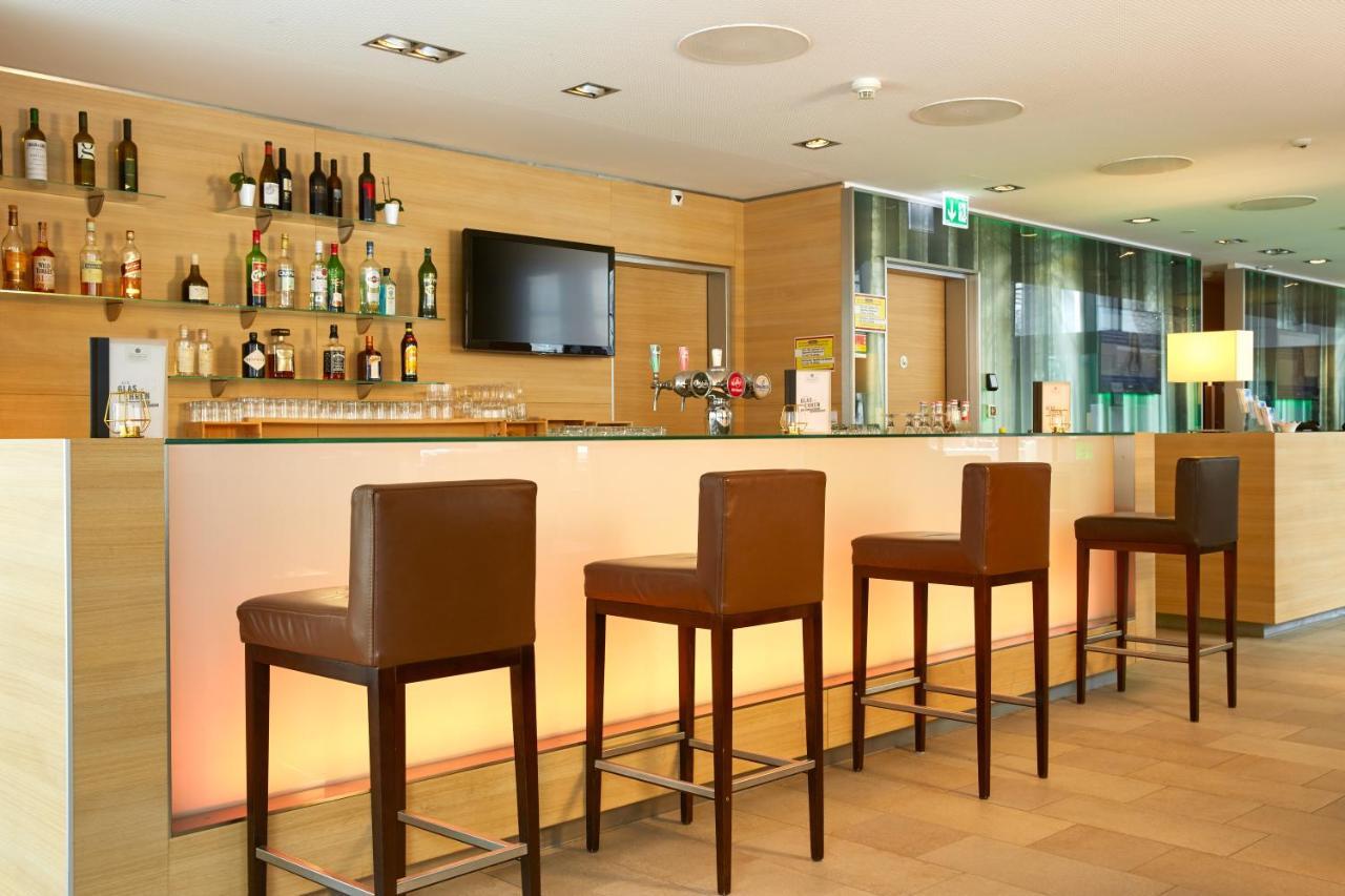 Hotel H+
