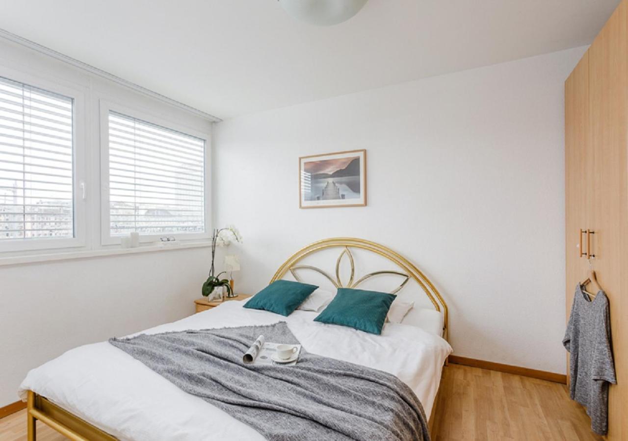 Swiss Star Tower Apartment *