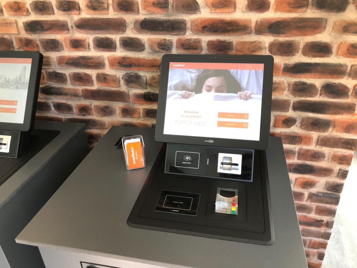 Easyhotel West