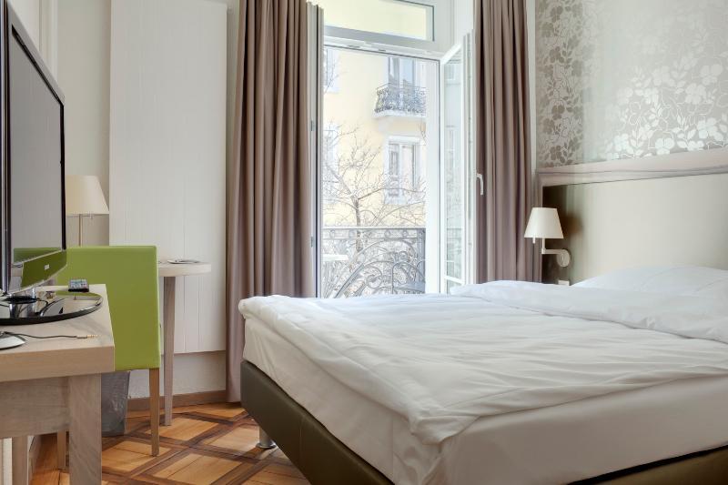 Platzhirsch - Downtown Boutique & Sushi Lounge Hotel