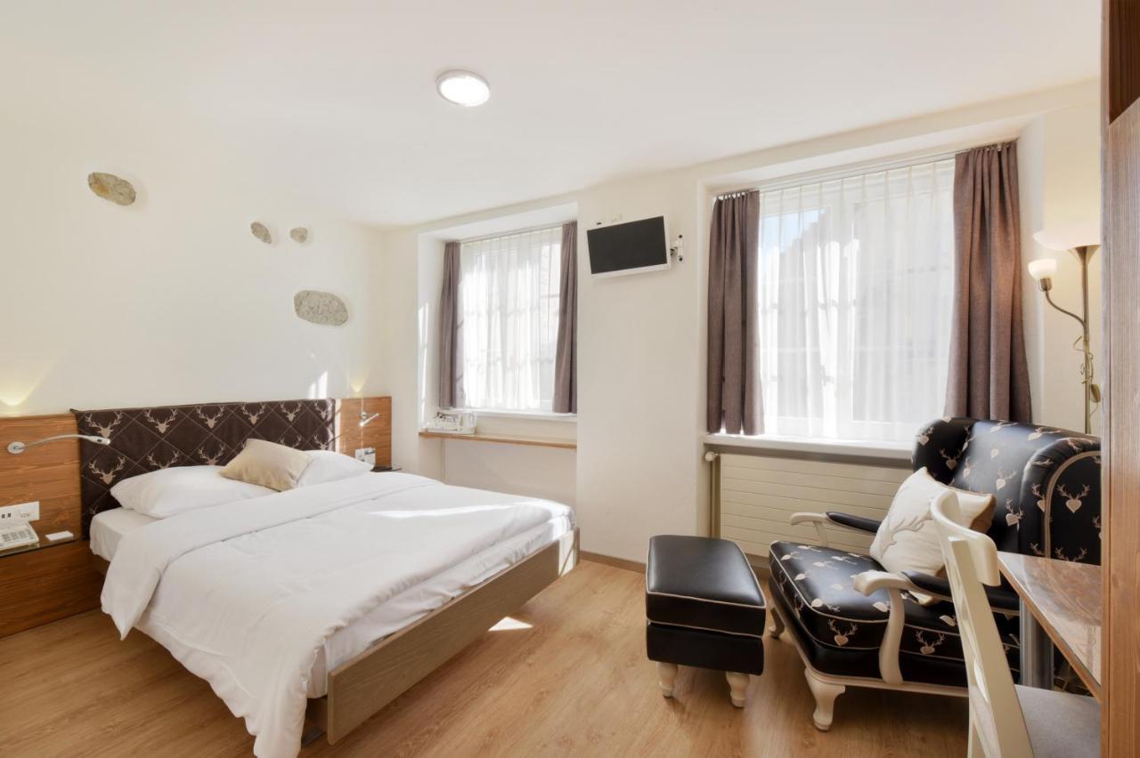 Hirschen Hotel 3*