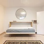 Gemuetlich Eingerichtete Wohnung Im Herzen Von Zuerich
