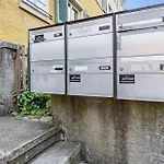 Homey Comfort In Oerlikon
