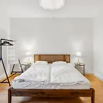 Homey Comfort In Oerlikon