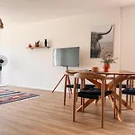 Moderne Wohnung In Zuerich Oerlikon! -201-