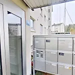 Basic 2Br Apt With Sofa Bed In Seebach