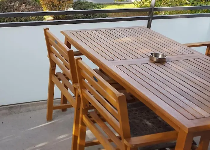 Superbly Appointed 2,5 Room, 1 Bedroom Condo ,Yes! Self Check-In!