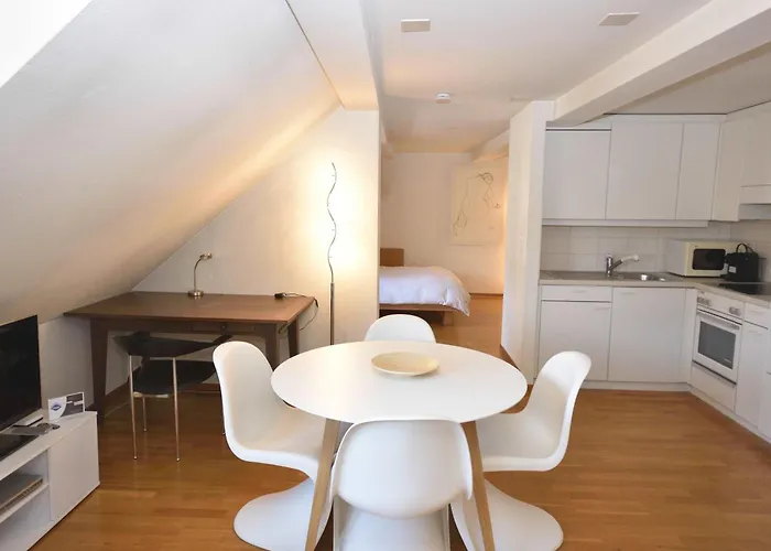 Beautiful Studio In The Old Town - Symbol 2 4St R