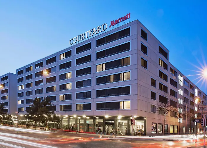 Courtyard By Marriott Zurich North