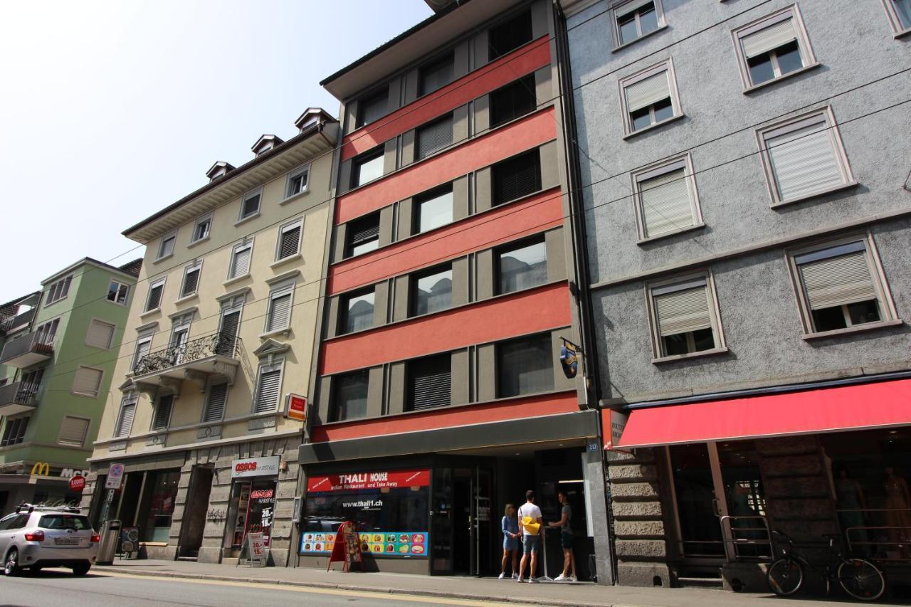 Red- Elephant Hotel