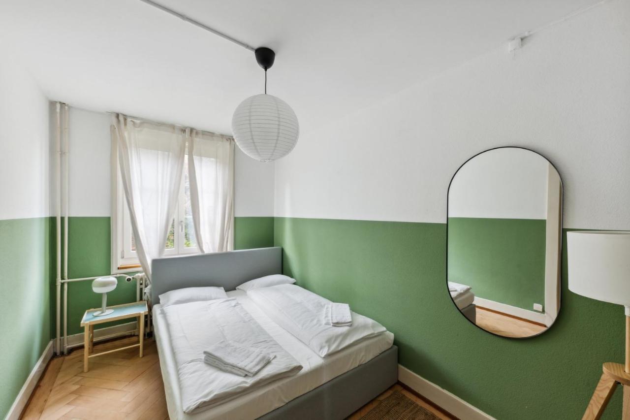 Ferienhaus Centrally Located House With Garden
