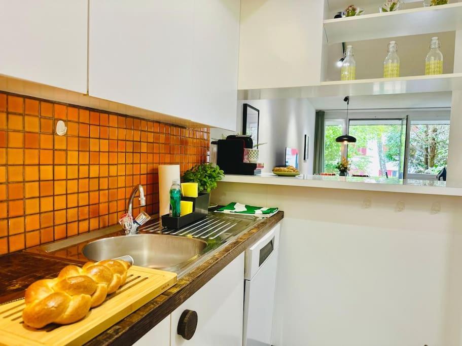New, With Garden Terrace And Much Privacy * Zurich