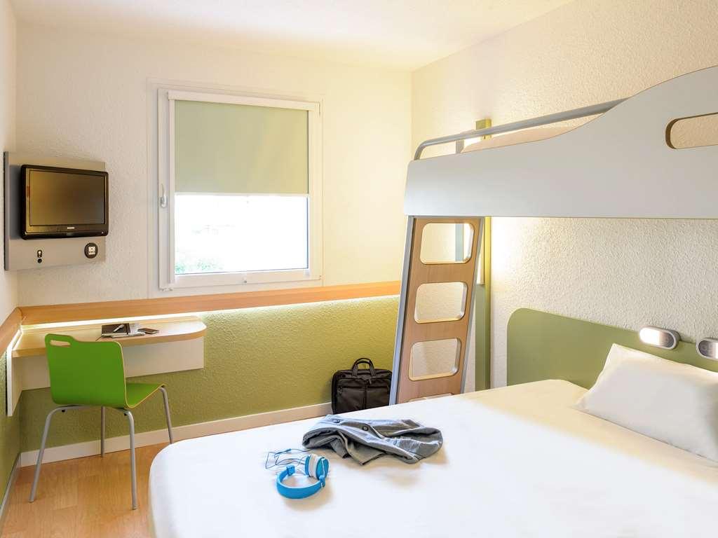 Ibis Budget West Zurich