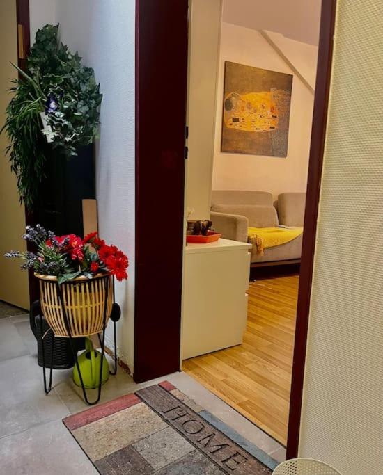 Apartment Near Station *