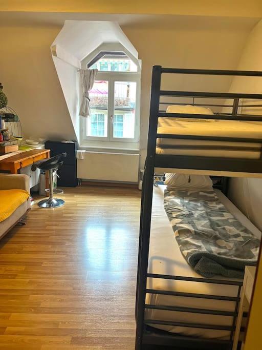 Apartment Near Station
