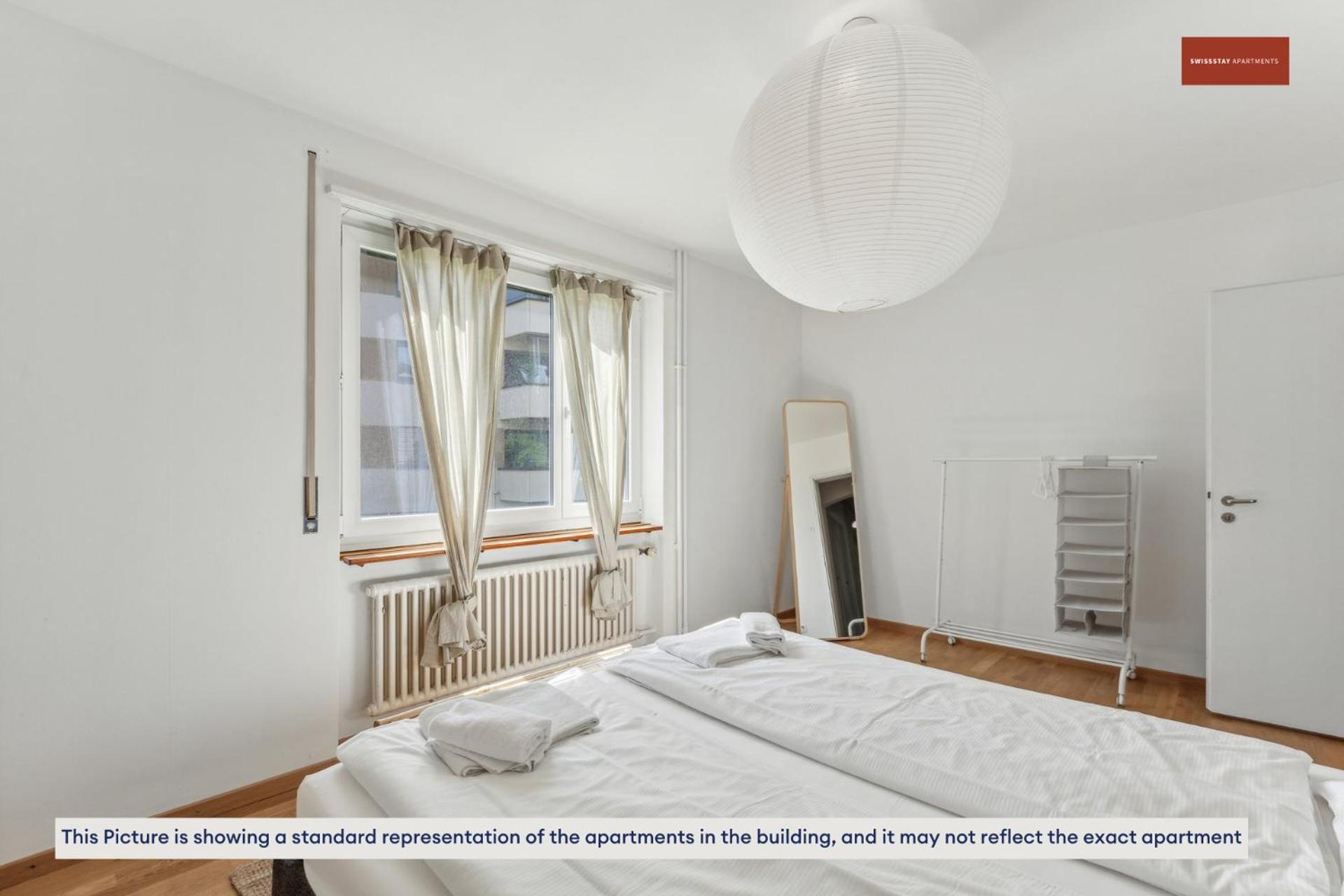 Apartment 15-min To Center: Cozy *
