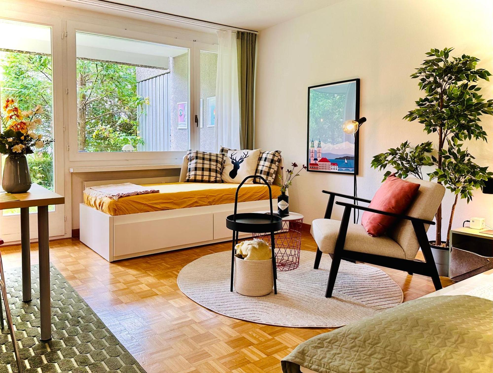 Apartment New, With Garden Terrace And Much Privacy *