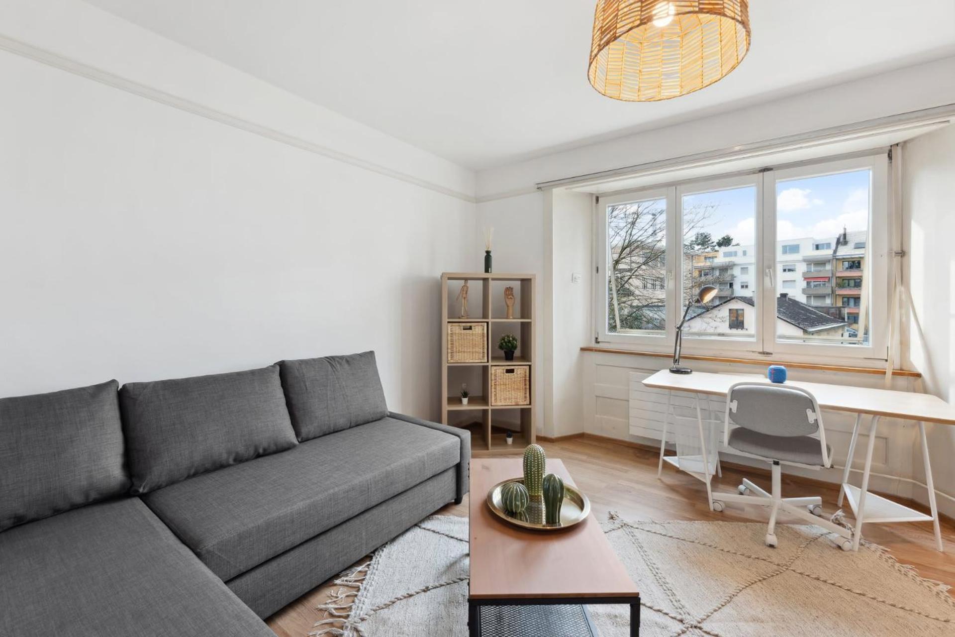 Basic 2br With Full Kitchen Apartment