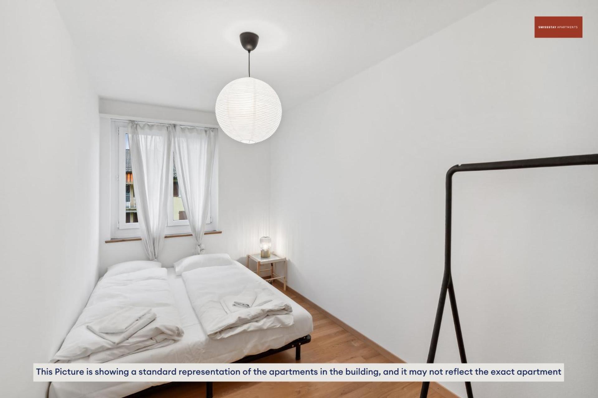 Basic 3br With Balcony Near Hb * Zurich
