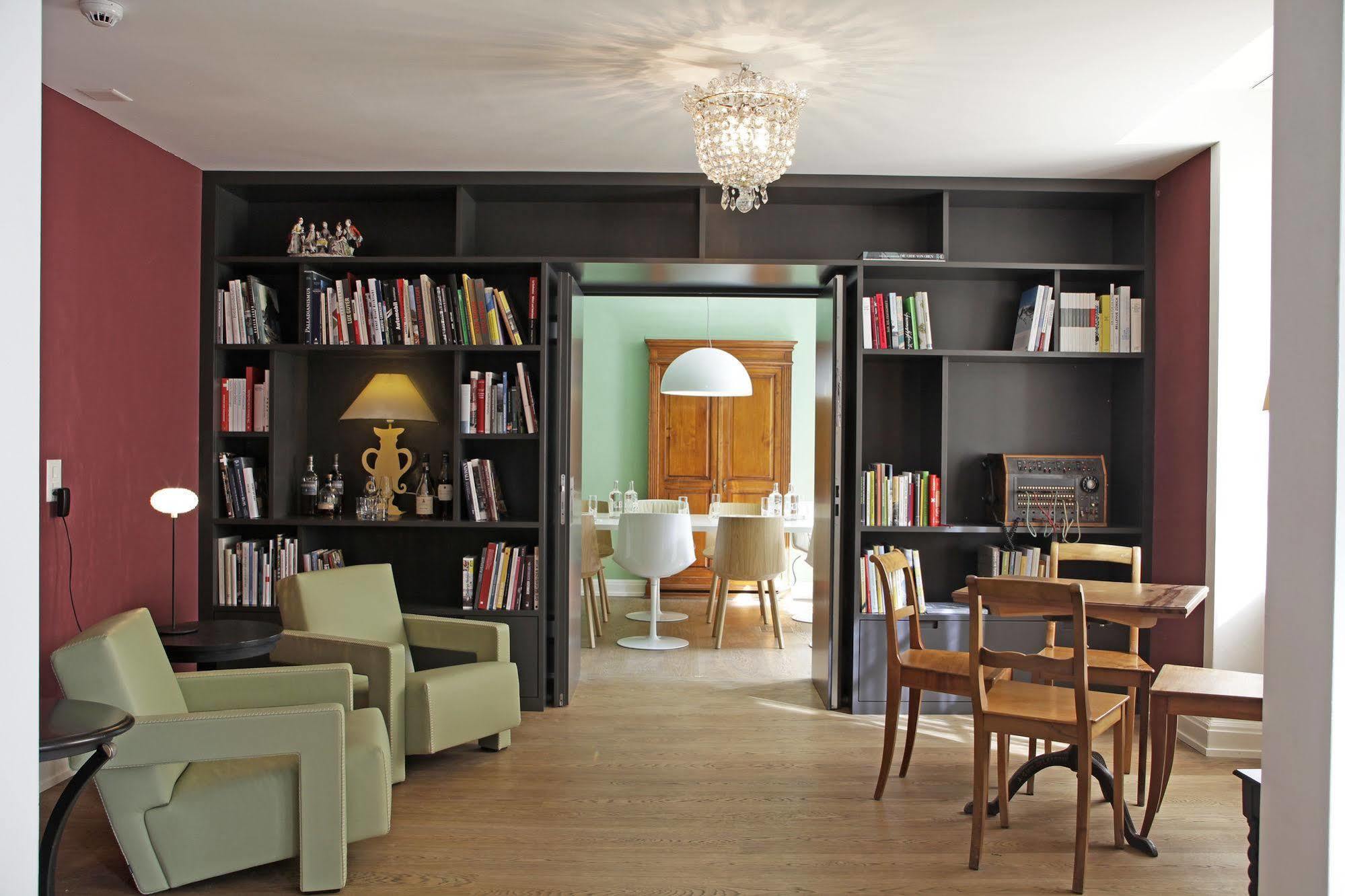 Florhof Hotel 3*