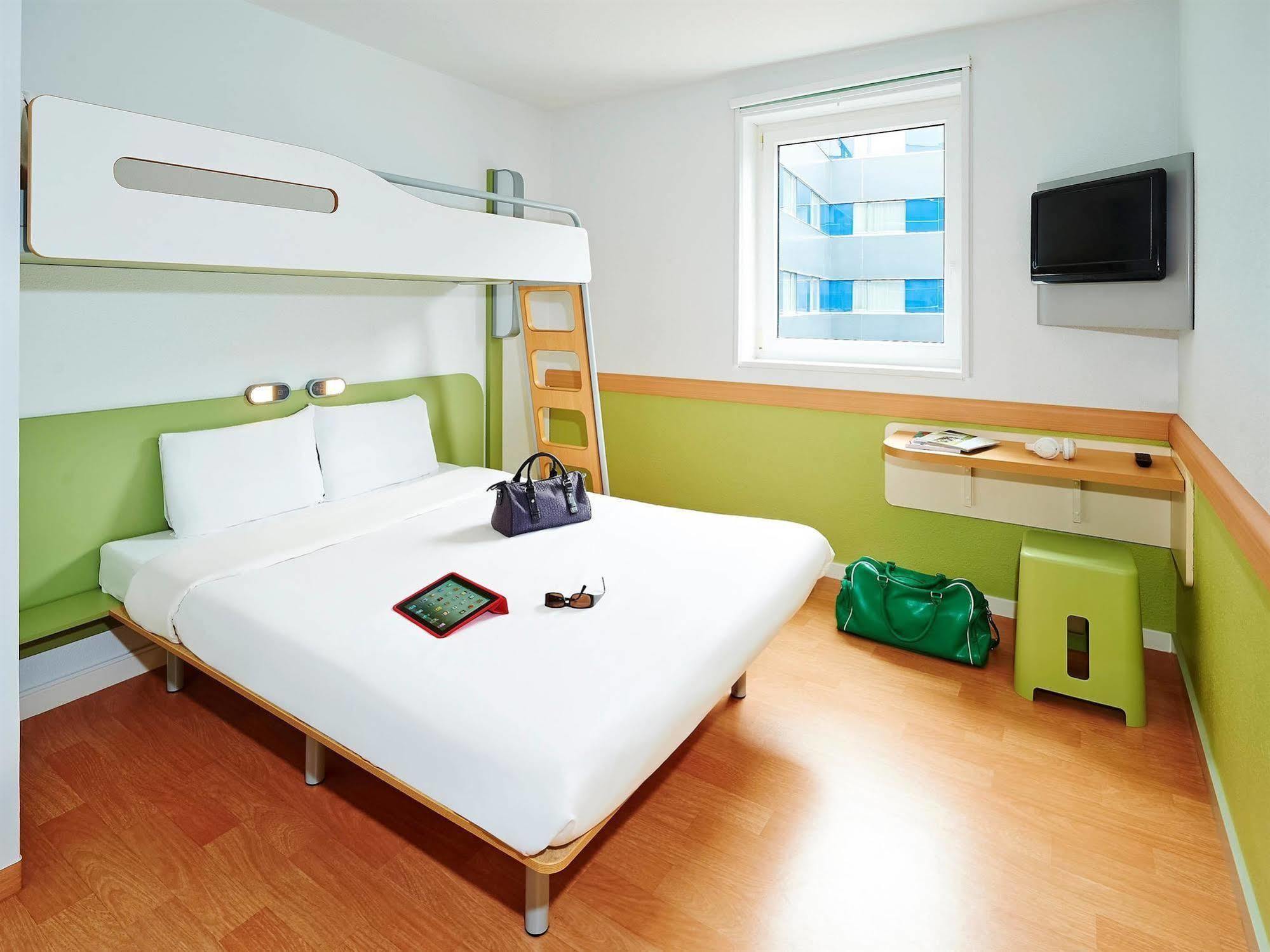 Ibis Budget West Hotel Zurich