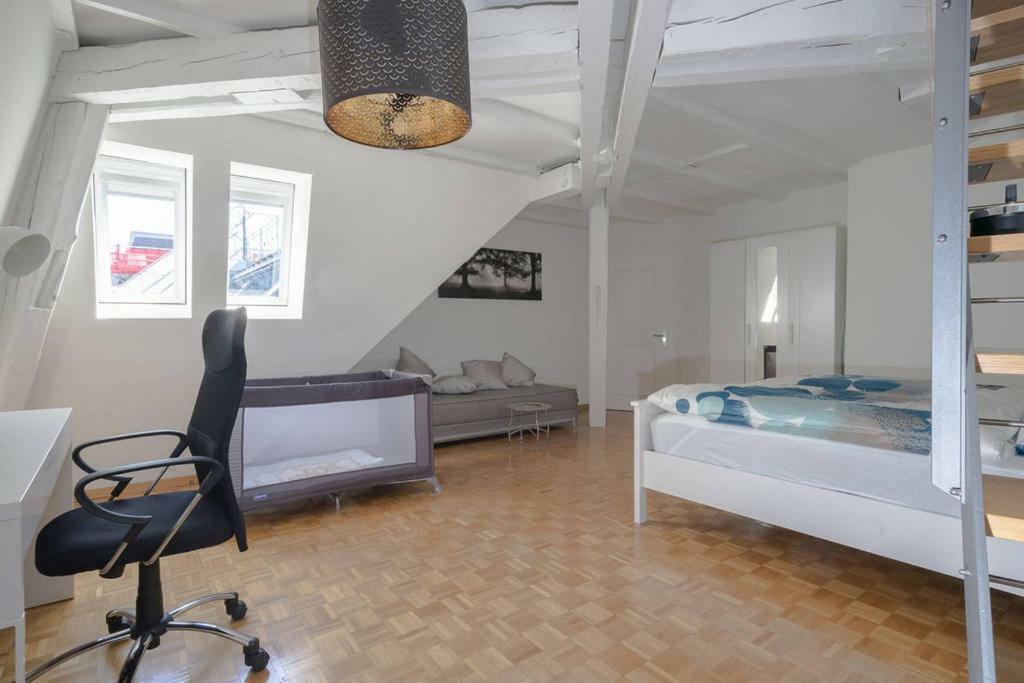 Big At Main Station Apartment *